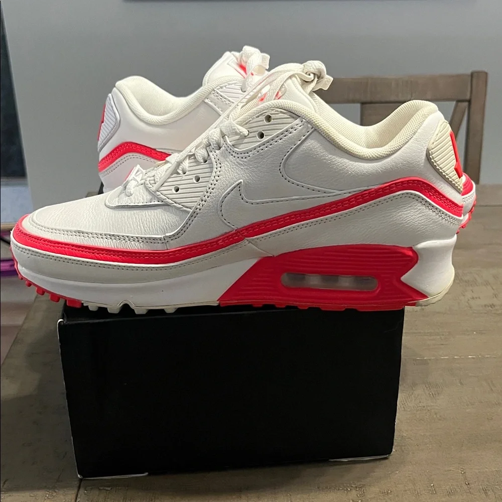 Nike Undefeated x Air Max 90 Collaboration Sneakers